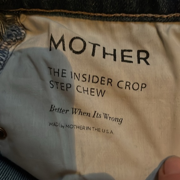 Mother Jeans, the insider crop, step chew - Picture 2 of 3